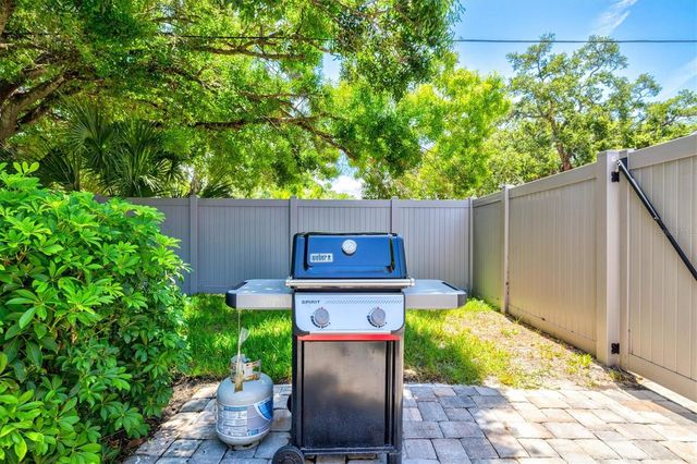 2587 RINGLING BOULEVARD, Sarasota, FL 34237