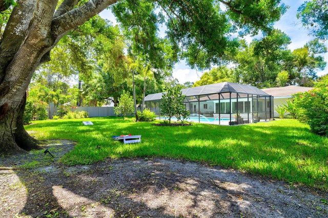 2587 RINGLING BOULEVARD, Sarasota, FL 34237