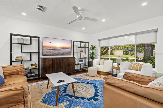 2587 RINGLING BOULEVARD, Sarasota, FL 34237
