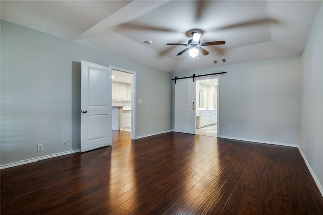 1023 Kingston Drive, Mansfield, TX 76063