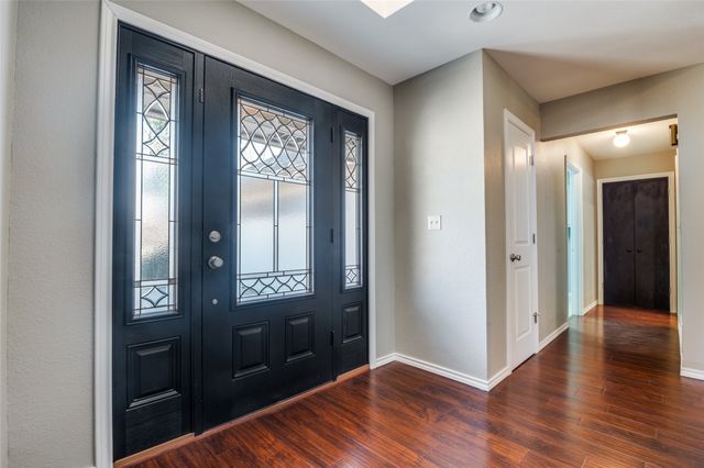 1023 Kingston Drive, Mansfield, TX 76063