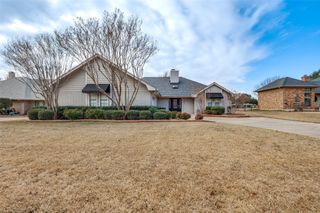 1023 Kingston Drive, Mansfield, TX 76063
