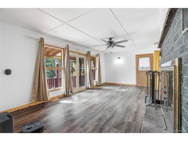 134 Aspen Dr, Lyons, CO 80540