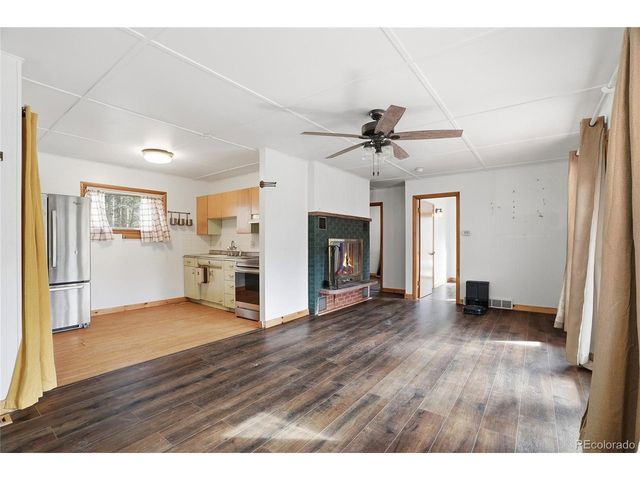 134 Aspen Dr, Lyons, CO 80540