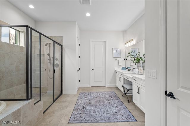 9476 Livorno CT, Naples, FL 34119