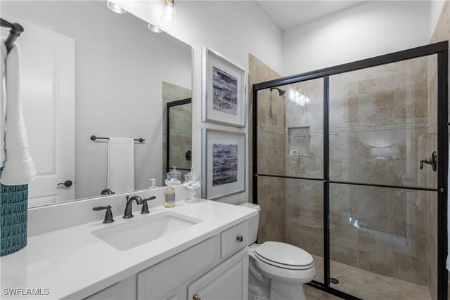 9476 Livorno CT, Naples, FL 34119