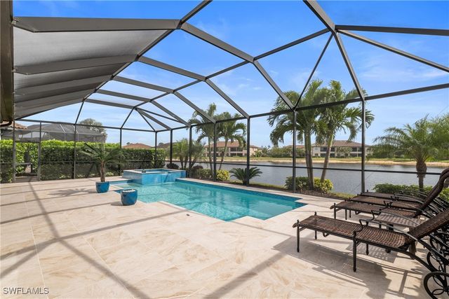 9476 Livorno CT, Naples, FL 34119