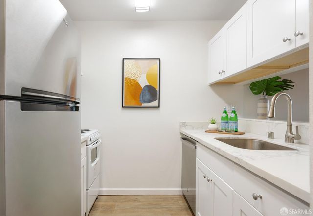 15 Red Rock Way N207, San Francisco, CA 94131