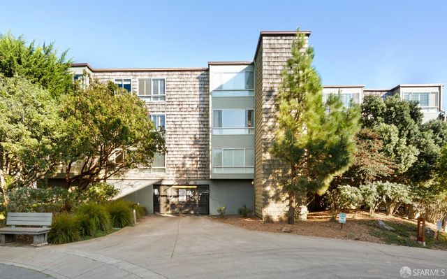 15 Red Rock Way N207, San Francisco, CA 94131