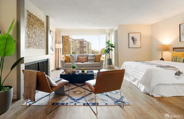 15 Red Rock Way N207, San Francisco, CA 94131