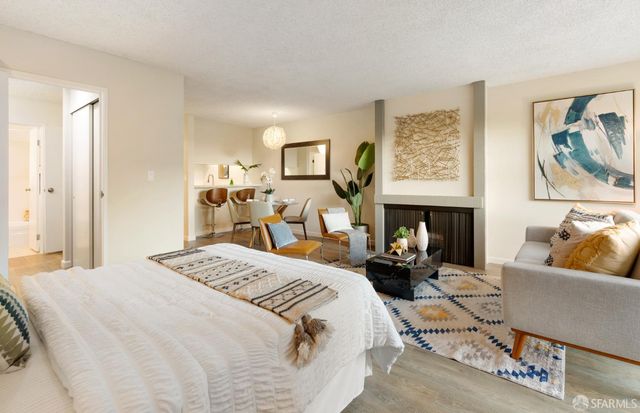 15 Red Rock Way N207, San Francisco, CA 94131