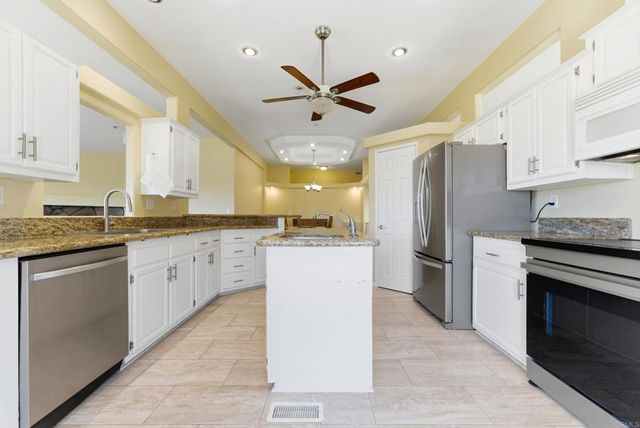 12777 Wildcat Canyon Road, Lakeside, CA 92040