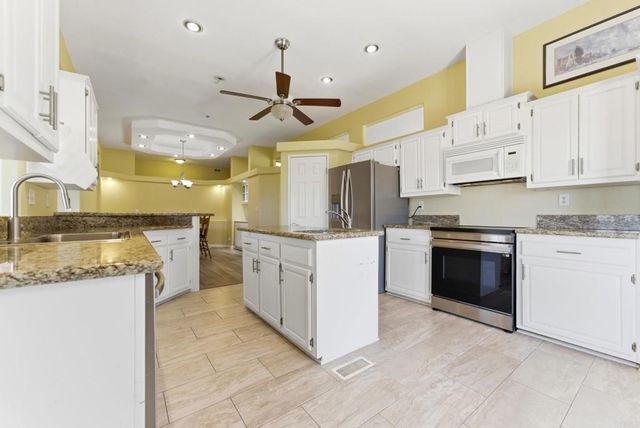 12777 Wildcat Canyon Road, Lakeside, CA 92040