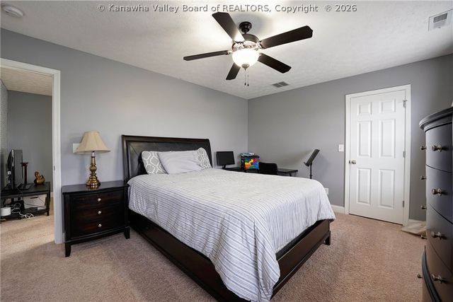 305 Wynterhall Lane, South Charleston, WV 25309