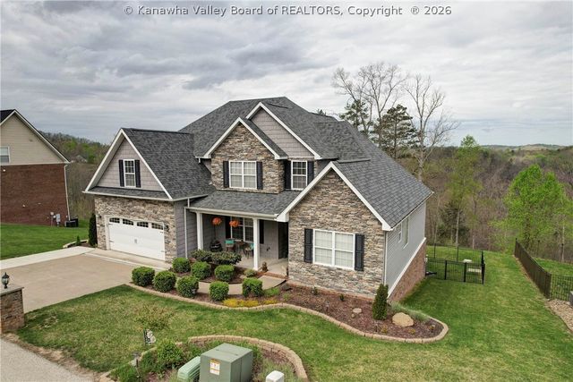 305 Wynterhall Lane, South Charleston, WV 25309