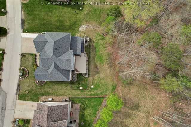 305 Wynterhall Lane, South Charleston, WV 25309