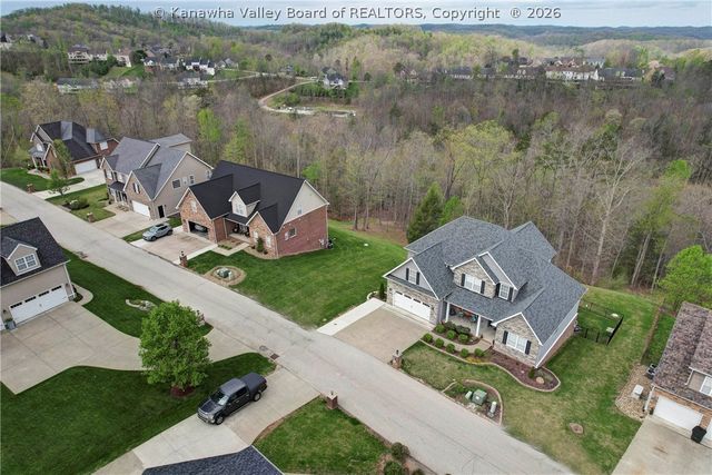 305 Wynterhall Lane, South Charleston, WV 25309