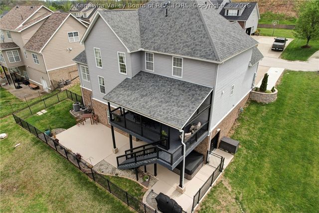 305 Wynterhall Lane, South Charleston, WV 25309
