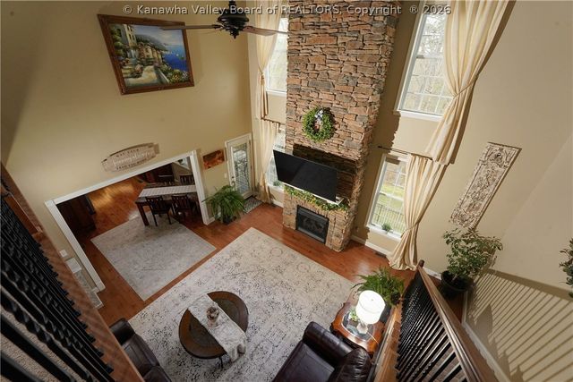 305 Wynterhall Lane, South Charleston, WV 25309