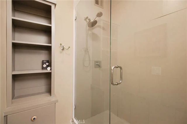 4949 Genesta Avenue 308, Encino, CA 91316