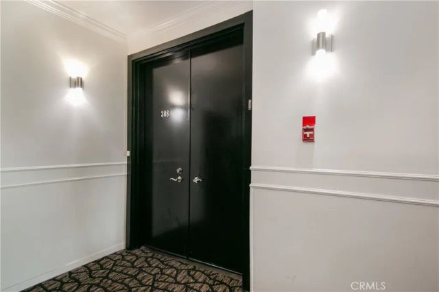 4949 Genesta Avenue 308, Encino, CA 91316