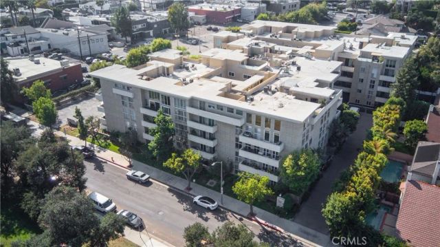 4949 Genesta Avenue 308, Encino, CA 91316