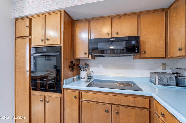 625 W Camino Corto, Green Valley, AZ 85614