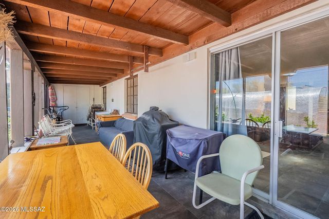 625 W Camino Corto, Green Valley, AZ 85614