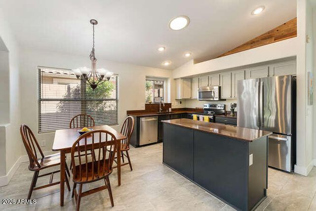 3246 S CALDERON --, Mesa, AZ 85212