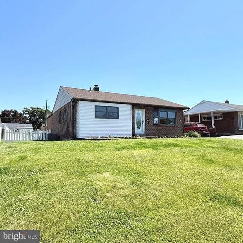 2121 N LEE LN, Aston, PA 19014