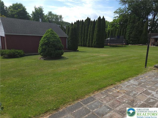 1040 Pennsylvania Avenue, Emmaus Boro, PA 18049