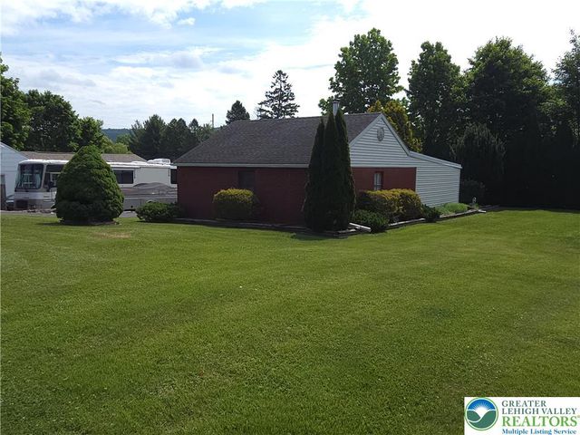 1040 Pennsylvania Avenue, Emmaus Boro, PA 18049