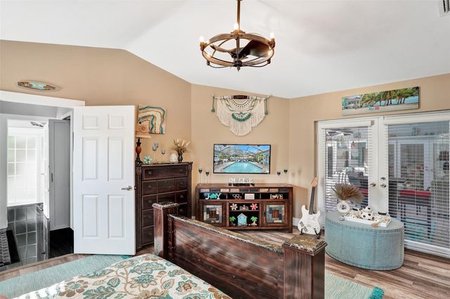 5076 NW 84th Rd, Coral Springs, FL 33067