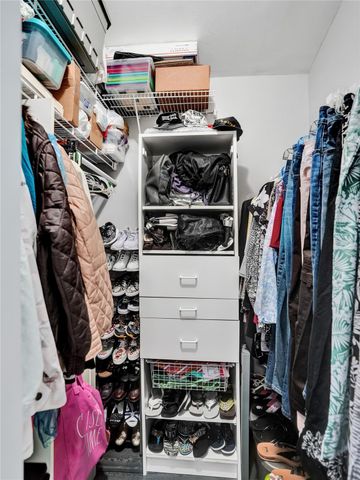 5076 NW 84th Rd, Coral Springs, FL 33067