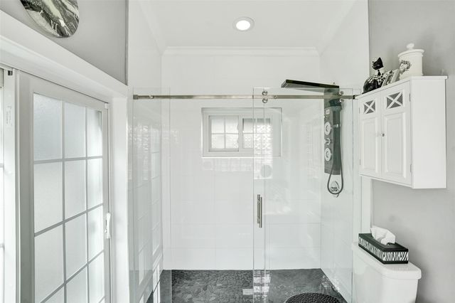 5076 NW 84th Rd, Coral Springs, FL 33067