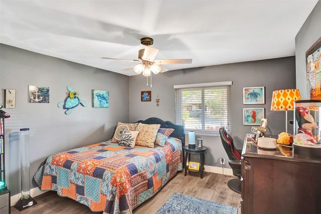 5076 NW 84th Rd, Coral Springs, FL 33067