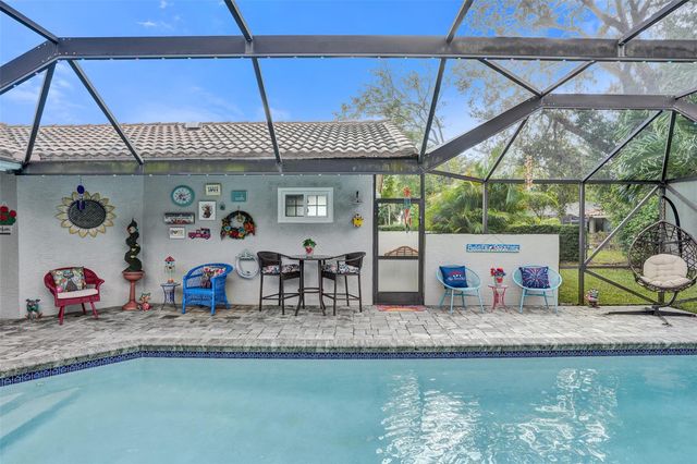 5076 NW 84th Rd, Coral Springs, FL 33067