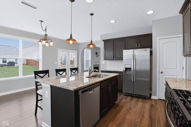 5780 Waterstone Way, Whitestown, IN 46075