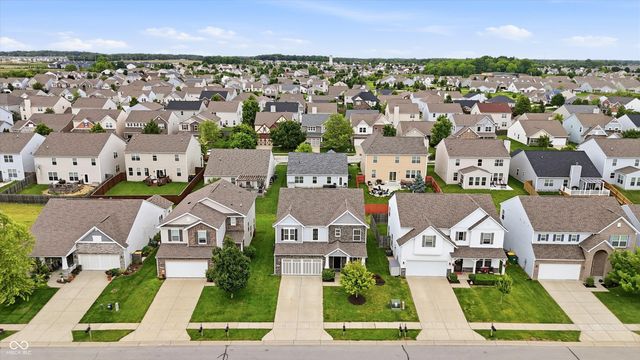 5780 Waterstone Way, Whitestown, IN 46075