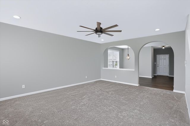 5780 Waterstone Way, Whitestown, IN 46075