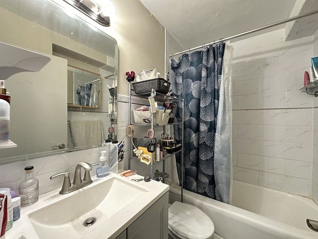 3950 N Lake Shore Drive 1928, Chicago, IL 60613