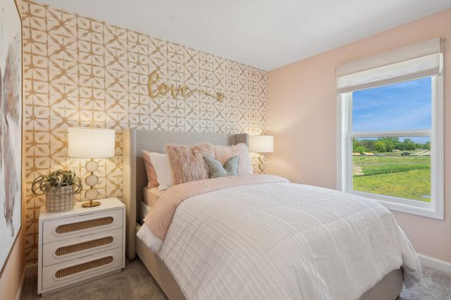 8903 Periwinkle Boulevard, Woodbury, MN 55129