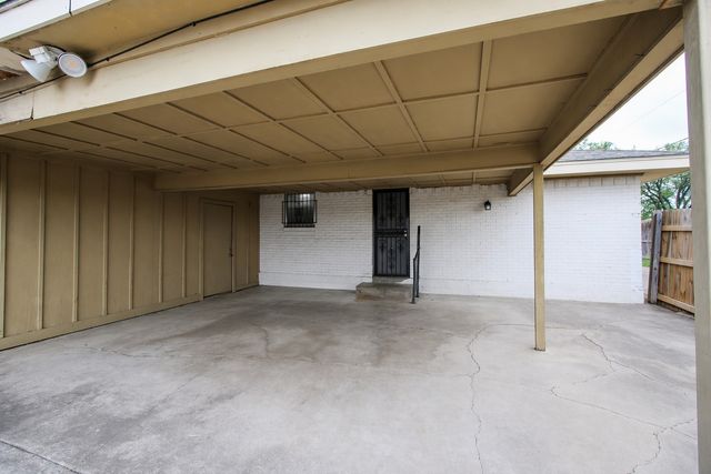 5301 Wooten Drive, Fort Worth, TX 76133