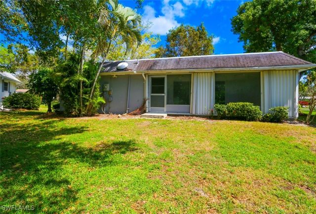 225 Georgetown BLVD, Naples, FL 34112