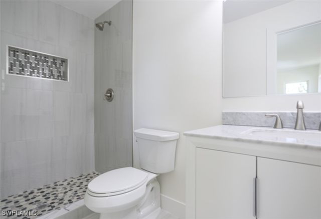 225 Georgetown BLVD, Naples, FL 34112