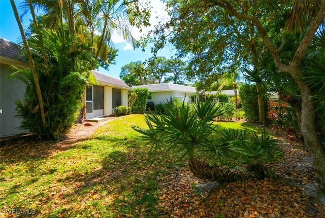 225 Georgetown BLVD, Naples, FL 34112