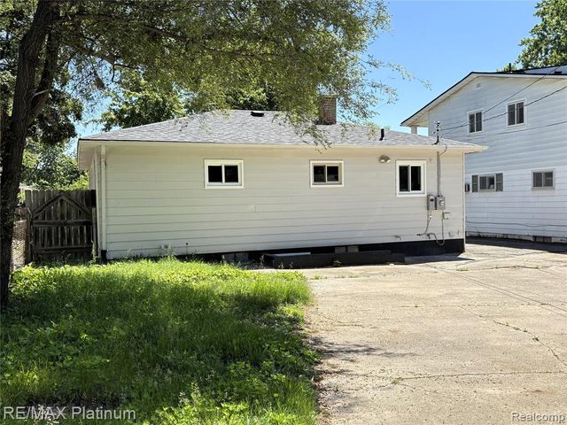 208 Devonshire Street, Ypsilanti, MI 48198