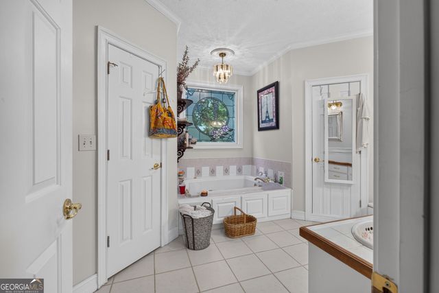 134 Avalon Drive, Mcdonough, GA 30252