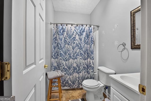 134 Avalon Drive, Mcdonough, GA 30252