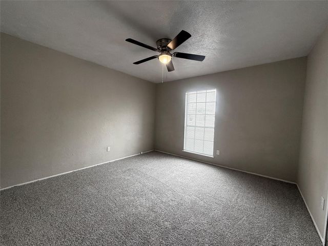 6933 Glenhurst Drive, North Richland Hills, TX 76182